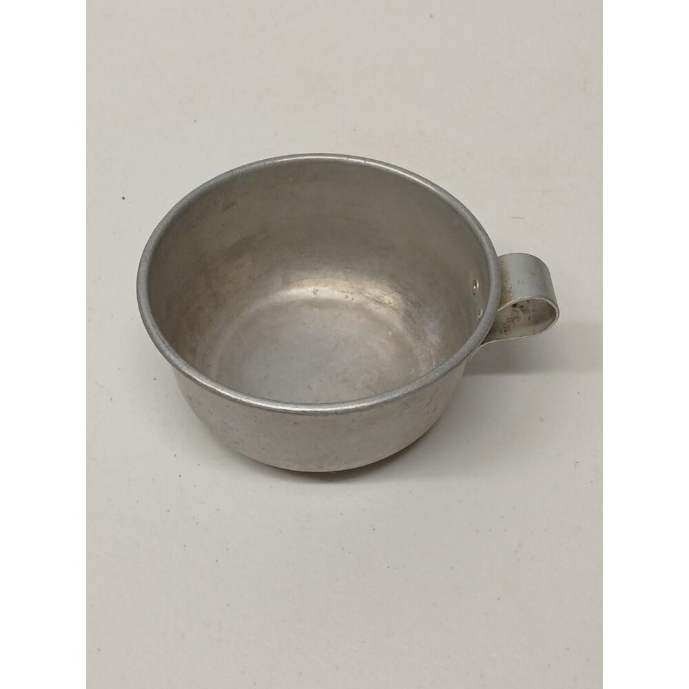 Unbranded Vintage Bowl With Handle Aluminum Good Shape Make Offer Rivets